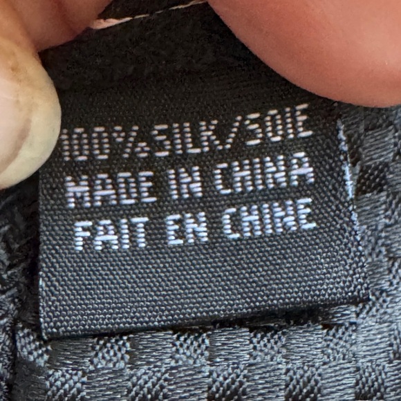 🎩✨Vintage Elegant Sean John Silk Striped Men’s Tie / Ladies Head Tie 🎩✨ - Picture 11 of 15